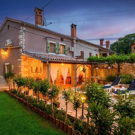 Rustic Istrian House Varesco Крница Экстерьер фото