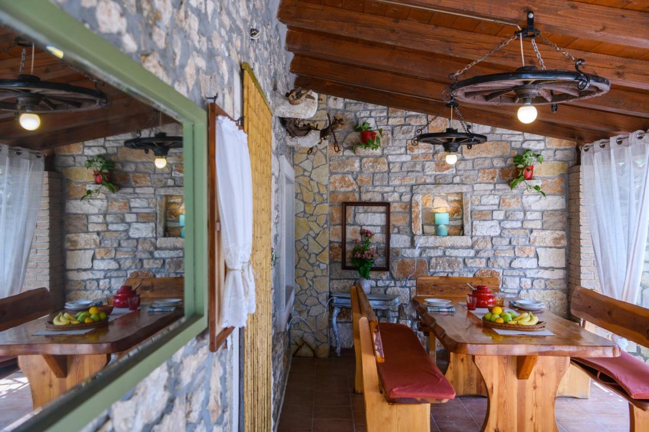 Вилла Rustic Istrian House Varesco Крница Экстерьер фото