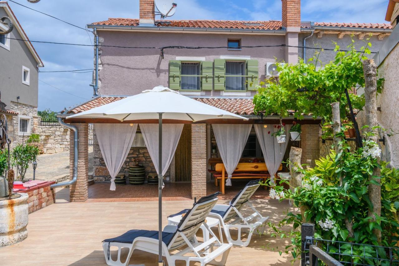 Rustic Istrian House Varesco Крница Экстерьер фото