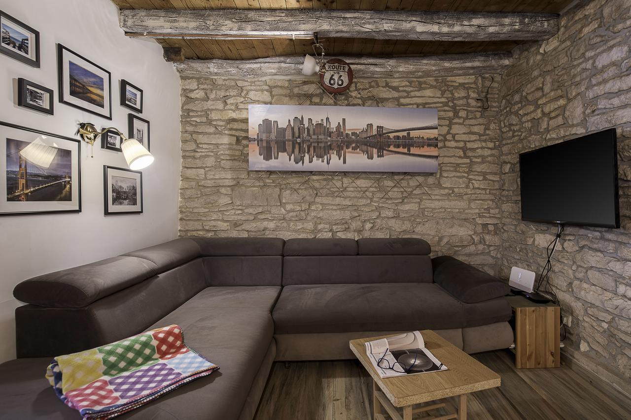 Вилла Rustic Istrian House Varesco Крница Экстерьер фото