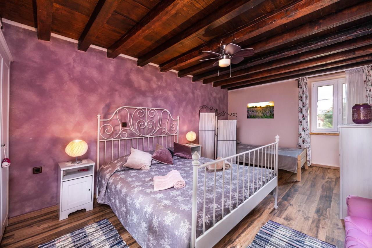 Rustic Istrian House Varesco Крница Экстерьер фото